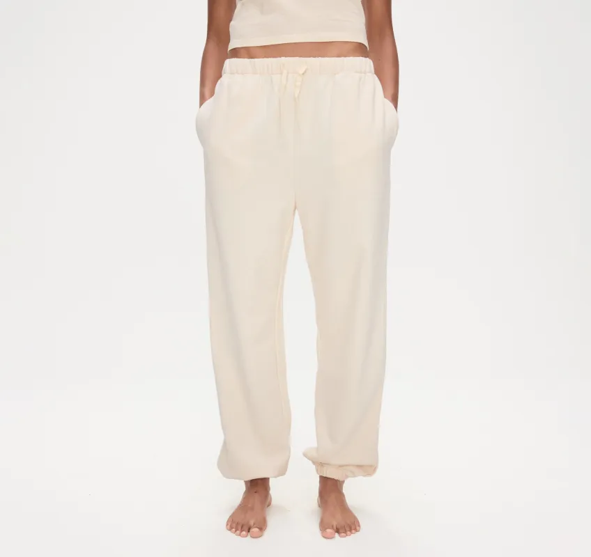 Weekend Loose Fit Joggers made by Organic Basics