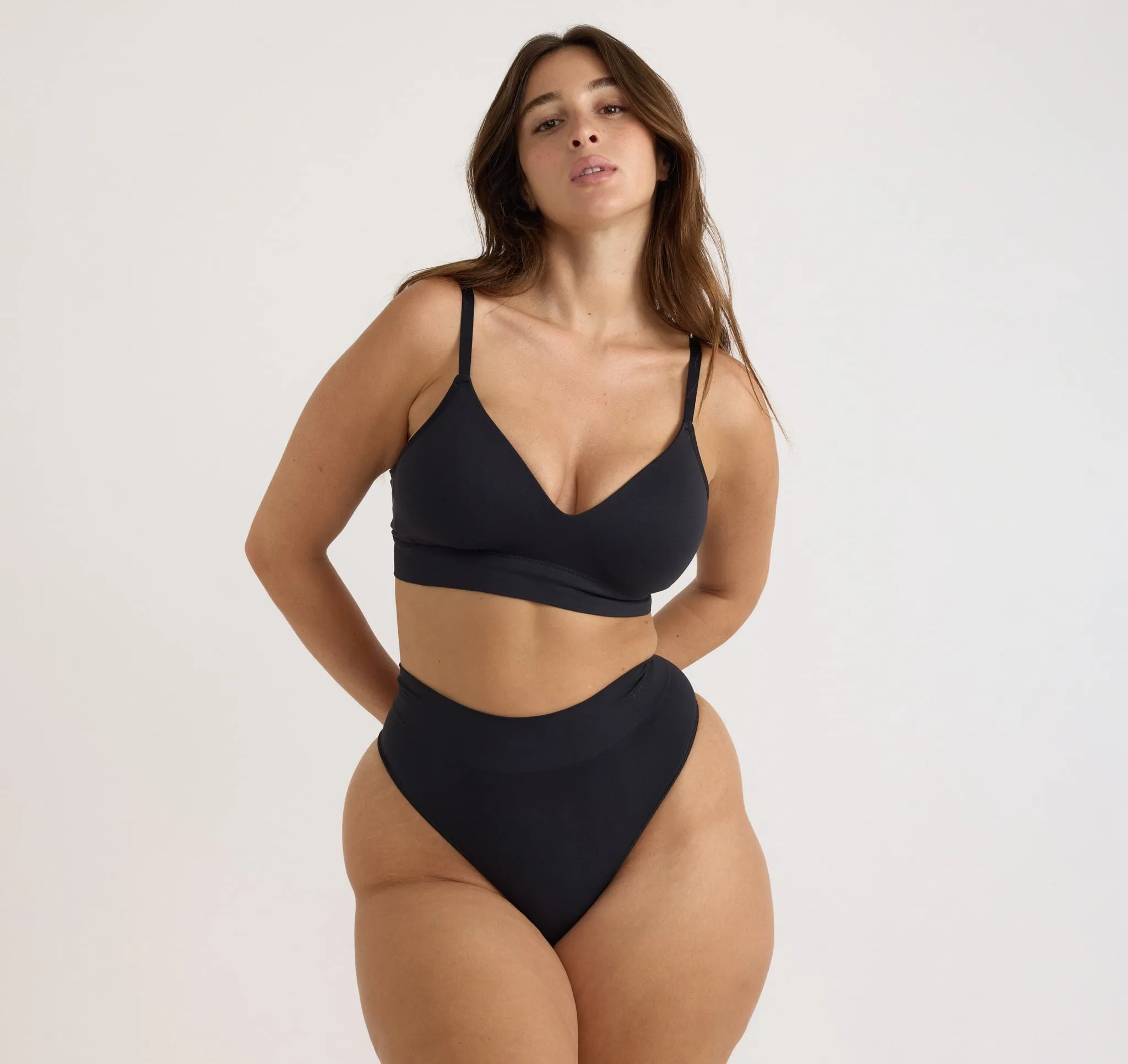 Smooth Thong 4-Pack sold by Organic Basics product image thumbnail 2