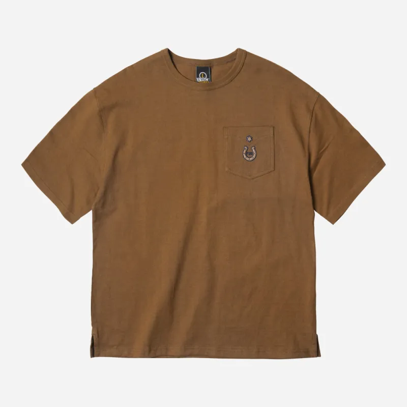 HORSESHOE POCKET TEE - BROWN made by FrizmWORKS