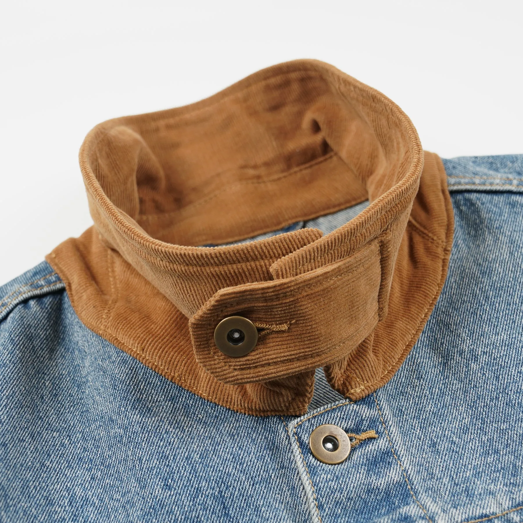WASHED DENIM TRUCKER JACKET - BLUE sold by FrizmWORKS product image thumbnail 4