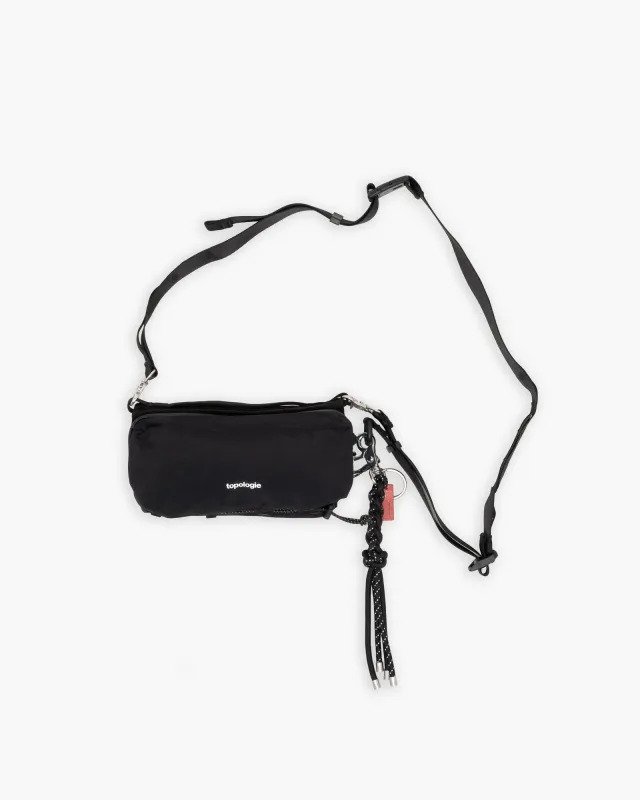 Topologie Bottle Sacoche Medium Black Papery + Utility Sling Wide Black Sinnet Keychain Black Reflective made by Topologie
