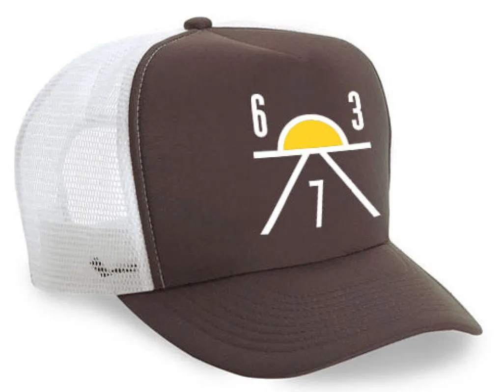 Trucker 673 Sunset Nylon White/Brown made by Eat Dust