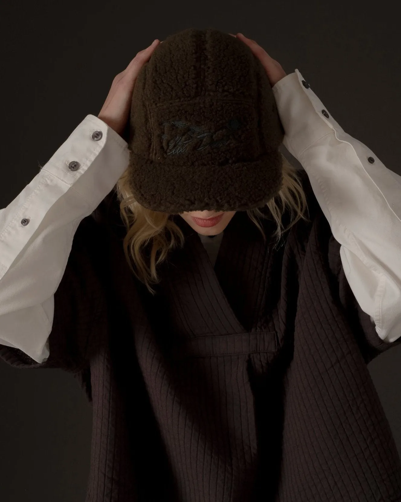 Cap Teddy Fleece Uni Dark Forest sold by Eat Dust product image thumbnail 3