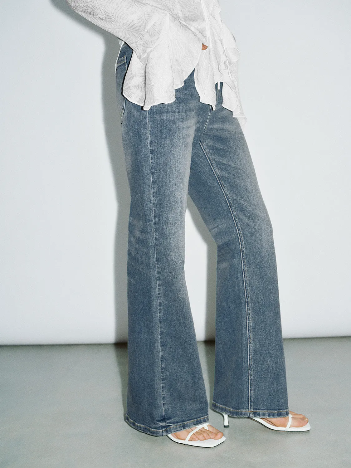 Flare Jeans sold by Urban Revivo product image thumbnail 3