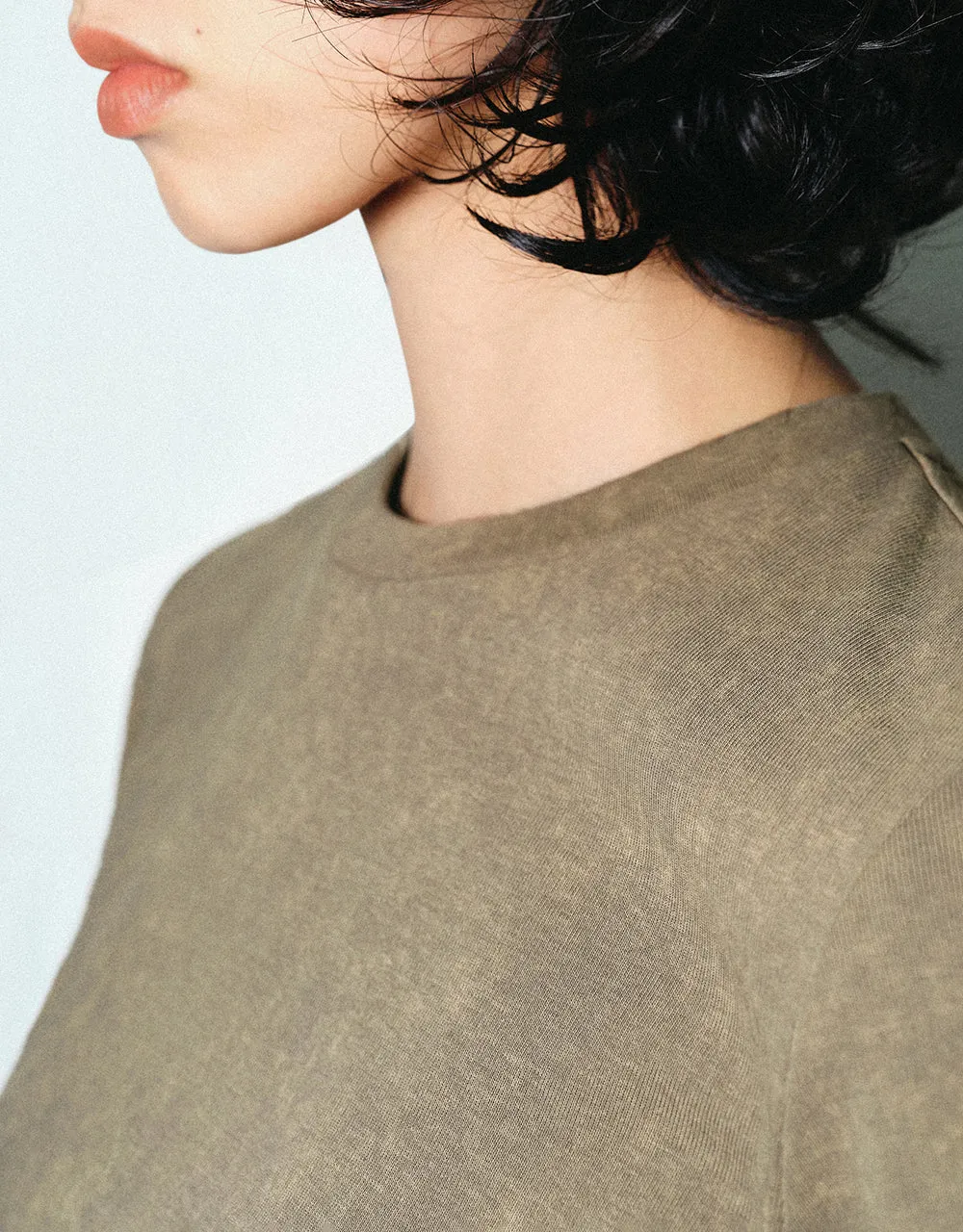 Crew Neck Skinny T-Shirt sold by Urban Revivo product image thumbnail 4