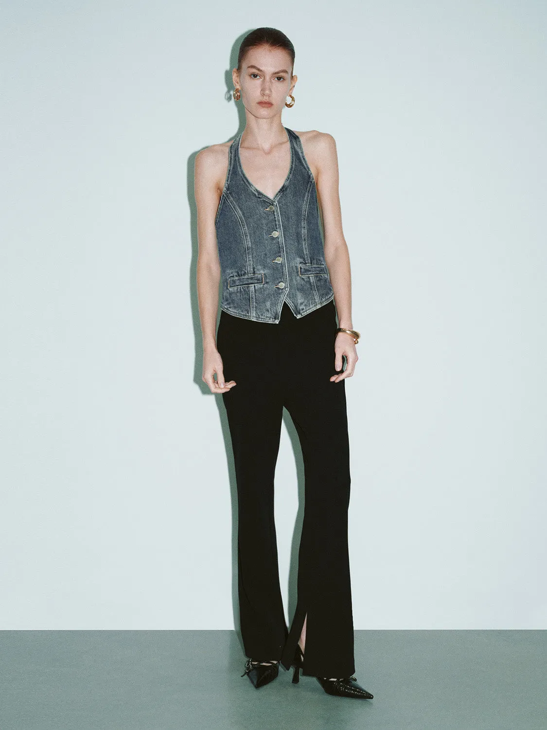 Halter Neck Sleeveless Denim Shirt sold by Urban Revivo product image thumbnail 5