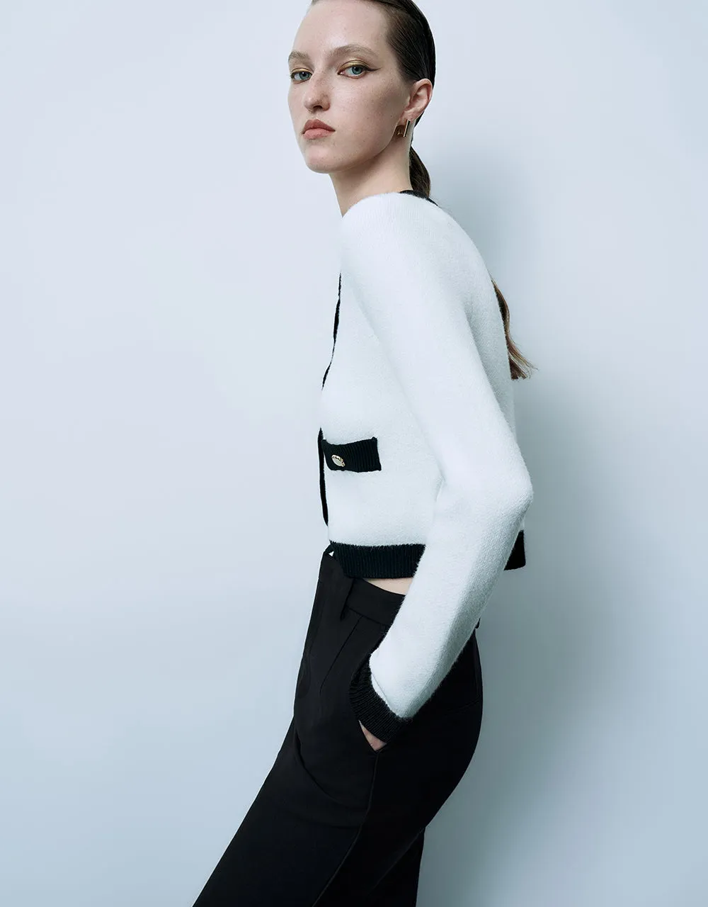 Crew Neck Knitted Cardigan sold by Urban Revivo product image thumbnail 3