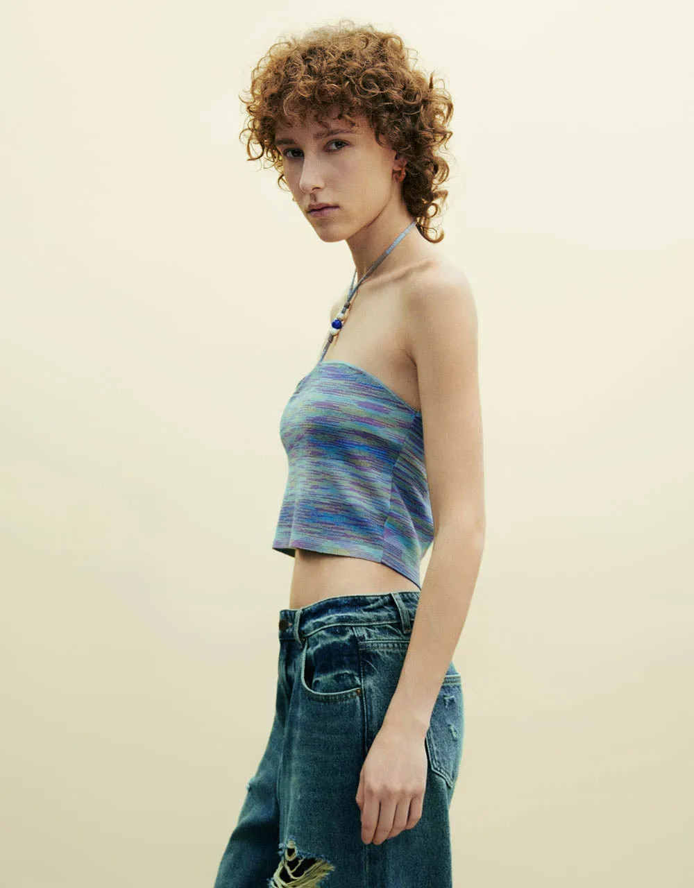 Sleeveless Halter Neck Knitted Top sold by Urban Revivo product image thumbnail 3