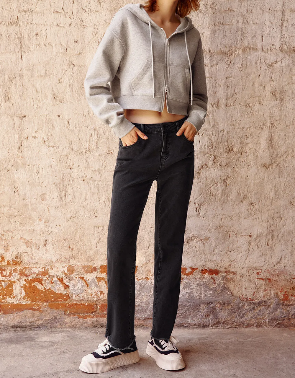 Raw Hem Straight Jeans sold by Urban Revivo product image thumbnail 2