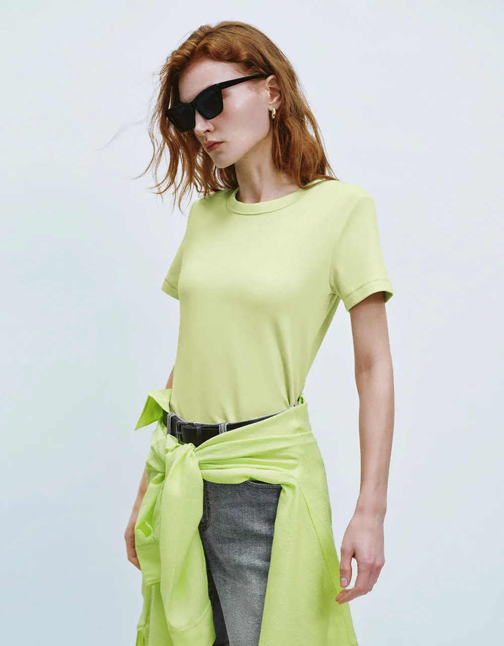 Crew Neck Straight T-Shirt sold by Urban Revivo product image thumbnail 3