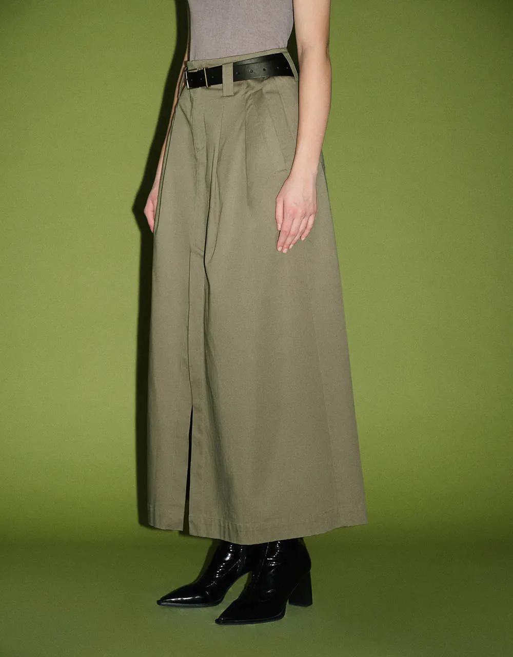 Straight Skirt With Belt sold by Urban Revivo product image thumbnail 4