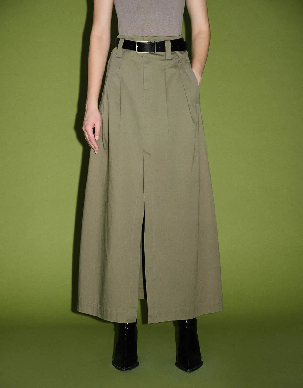 Straight Skirt With Belt sold by Urban Revivo product image thumbnail 2