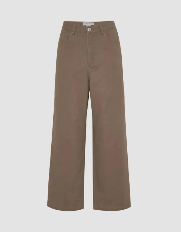 Wide-Leg Pants sold by Urban Revivo