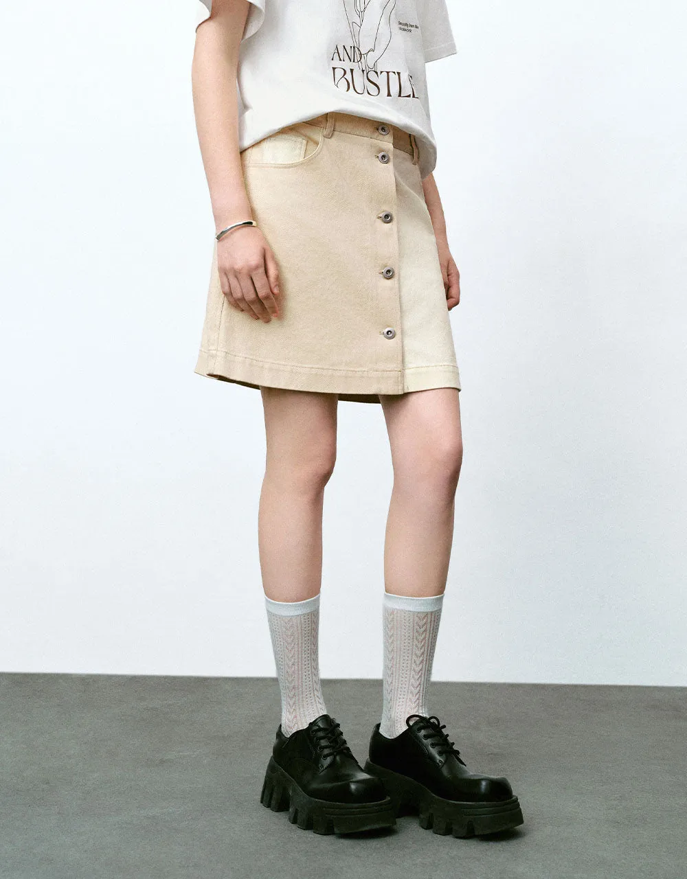 Two Toned Mini A-Line Skirt sold by Urban Revivo product image thumbnail 4