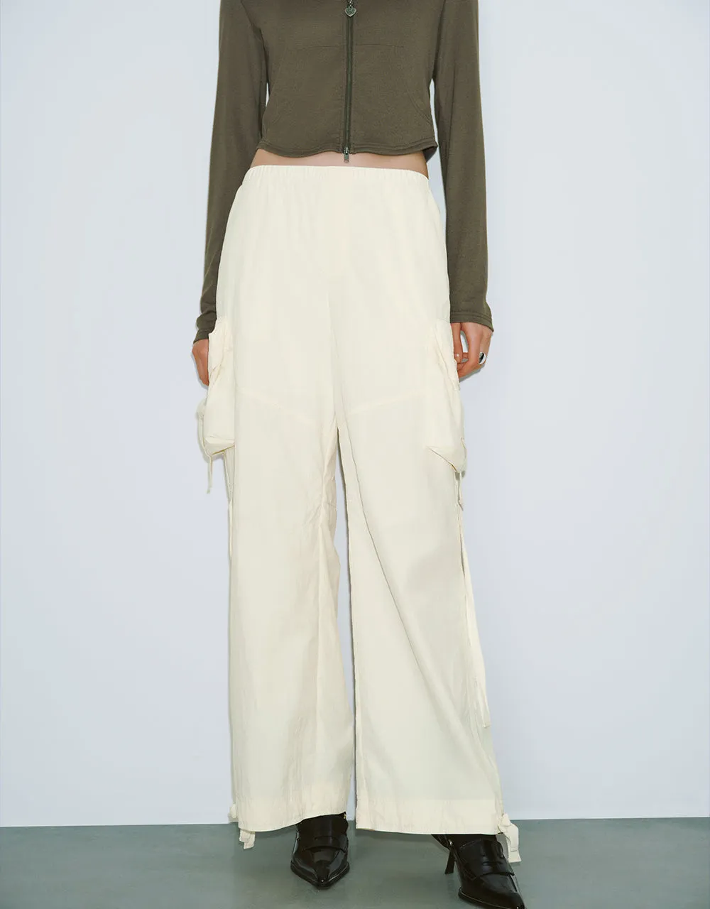 Elastic Waist Jogger Pants sold by Urban Revivo product image thumbnail 2