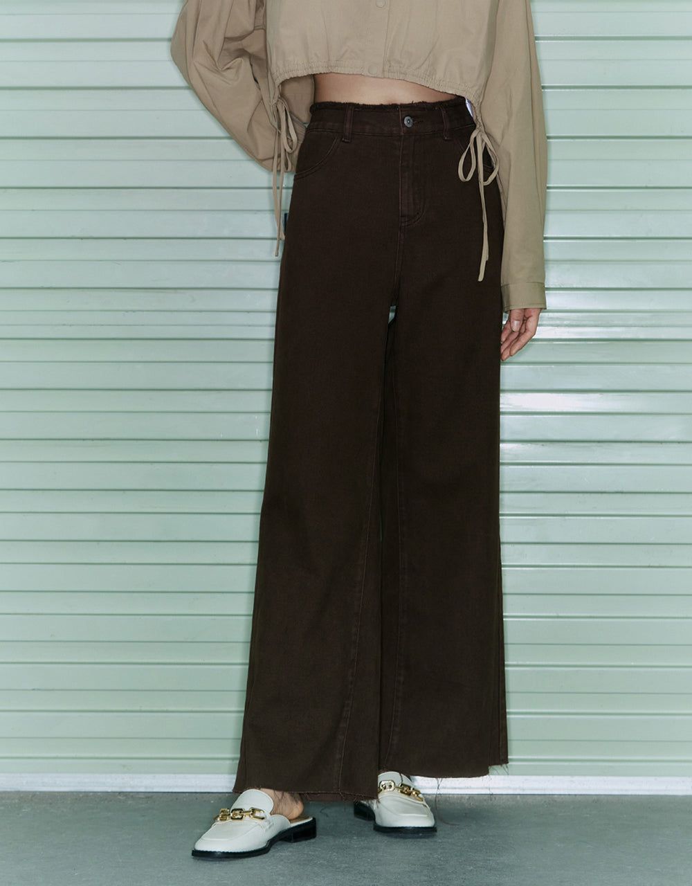 Raw Hem Straight Jeans sold by Urban Revivo product image thumbnail 2