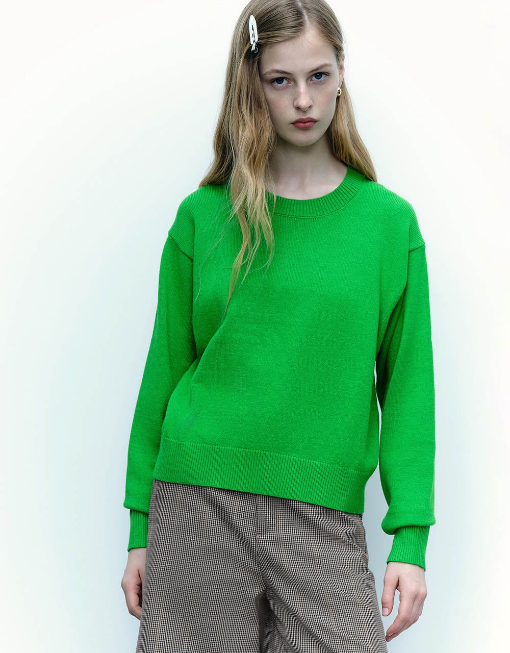 Crew Neck Knitted T-Shirt sold by Urban Revivo