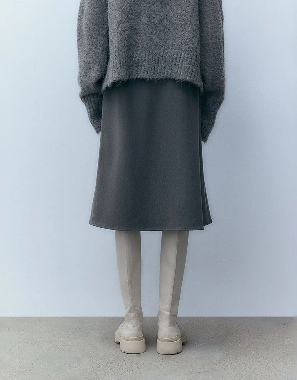 Midi Straight Knitted Skirt sold by Urban Revivo product image thumbnail 5