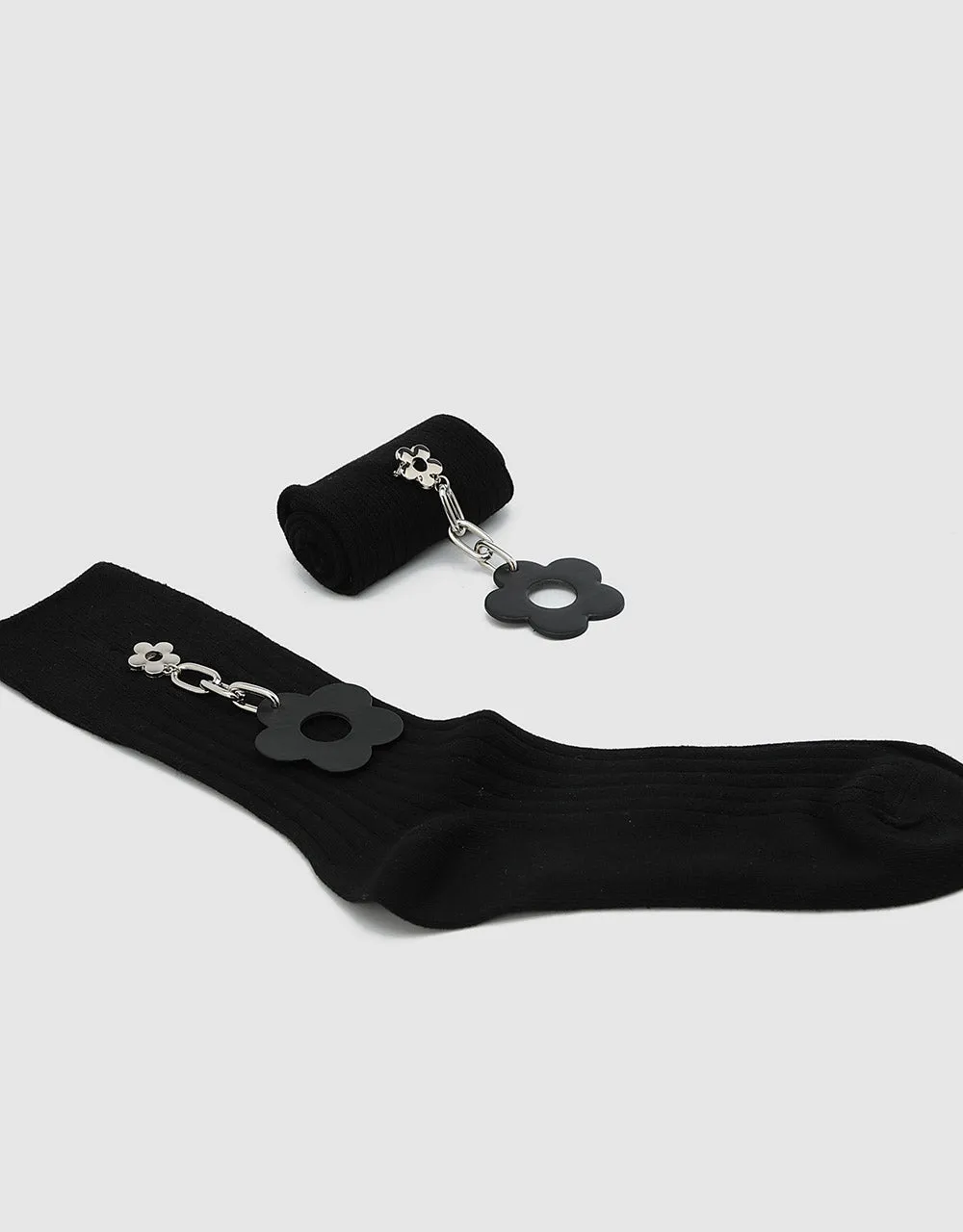 Floral Detail Socks sold by Urban Revivo product image thumbnail 4