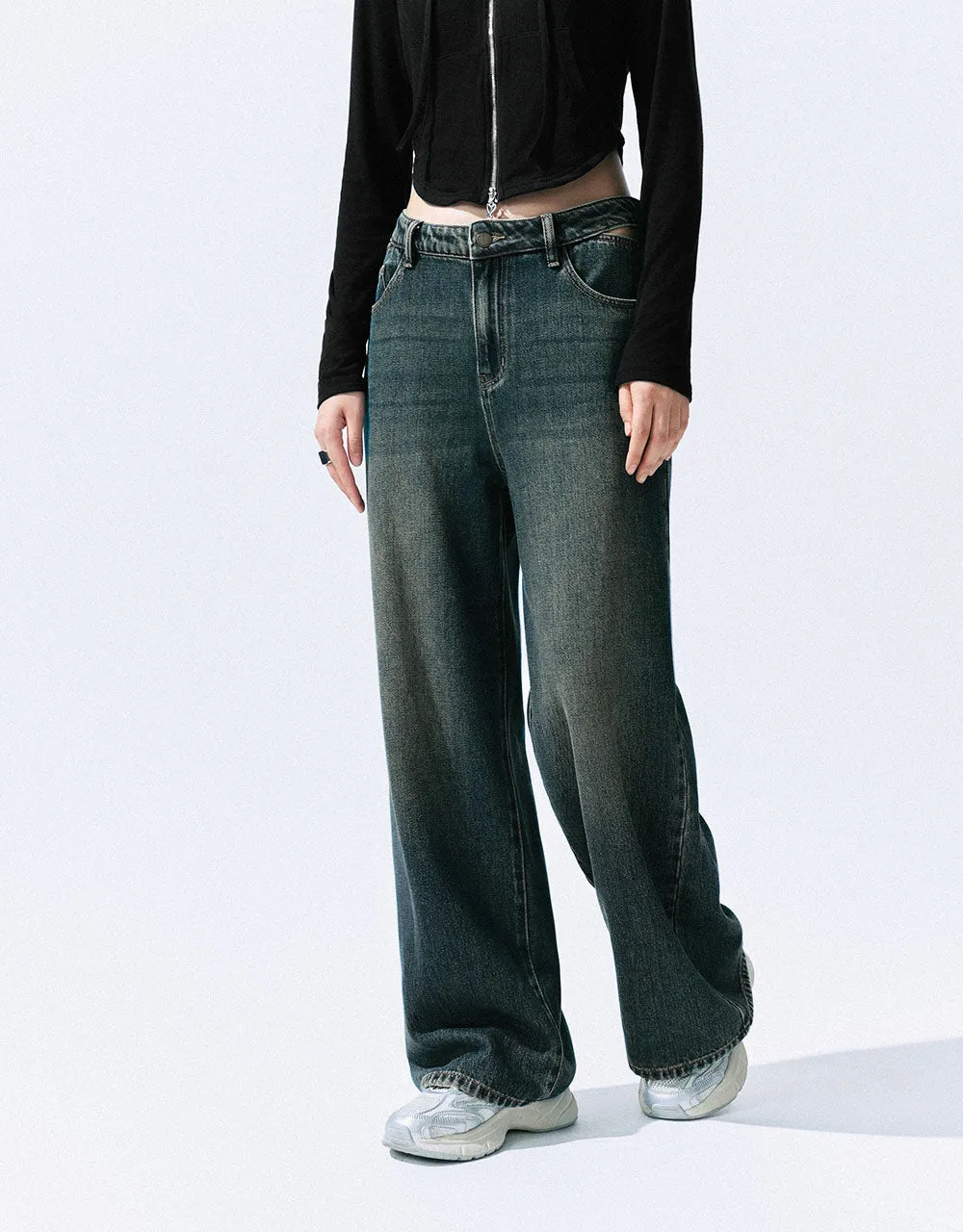 Straight Jeans sold by Urban Revivo product image thumbnail 4