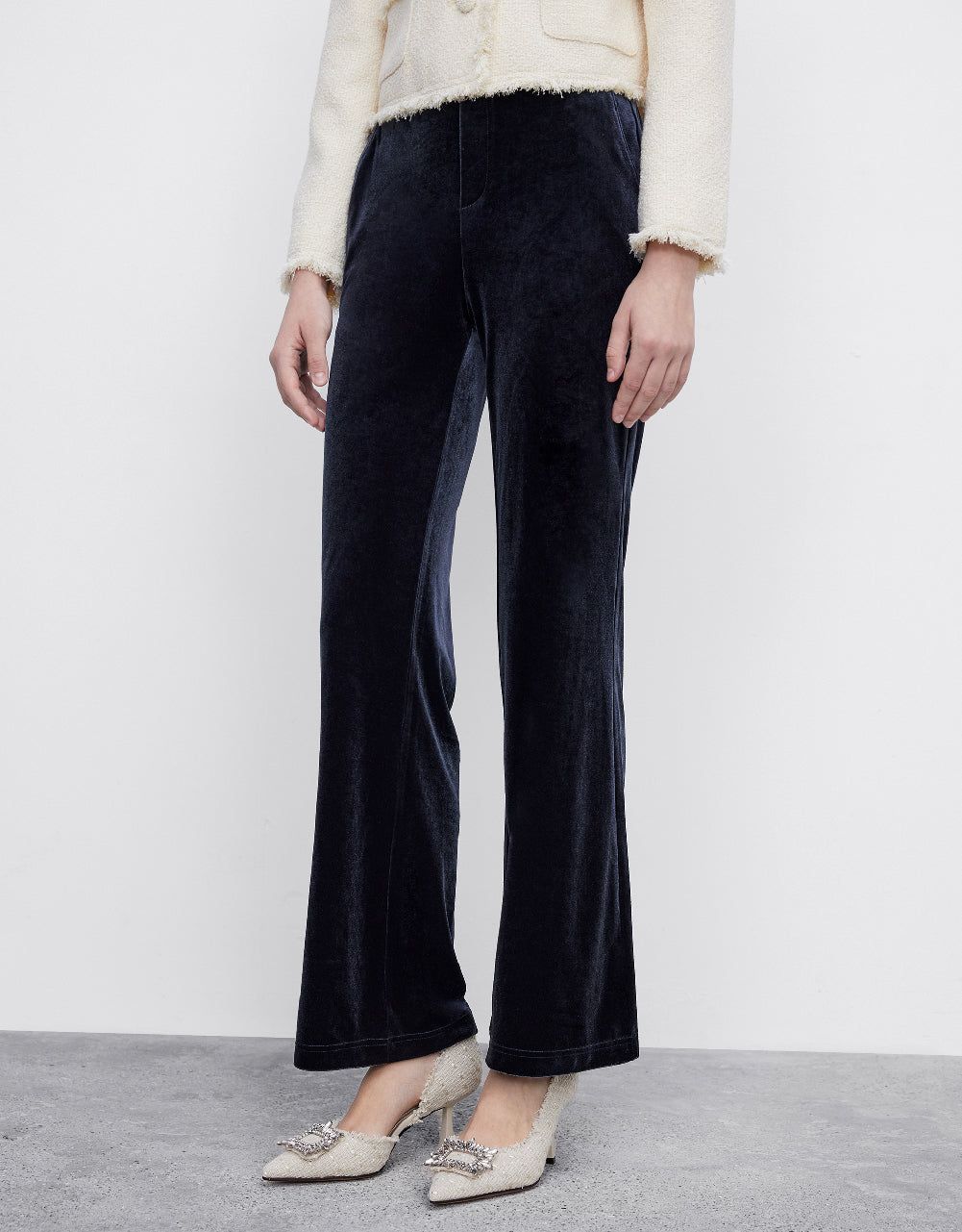 Knitted Straight Pants sold by Urban Revivo product image thumbnail 5