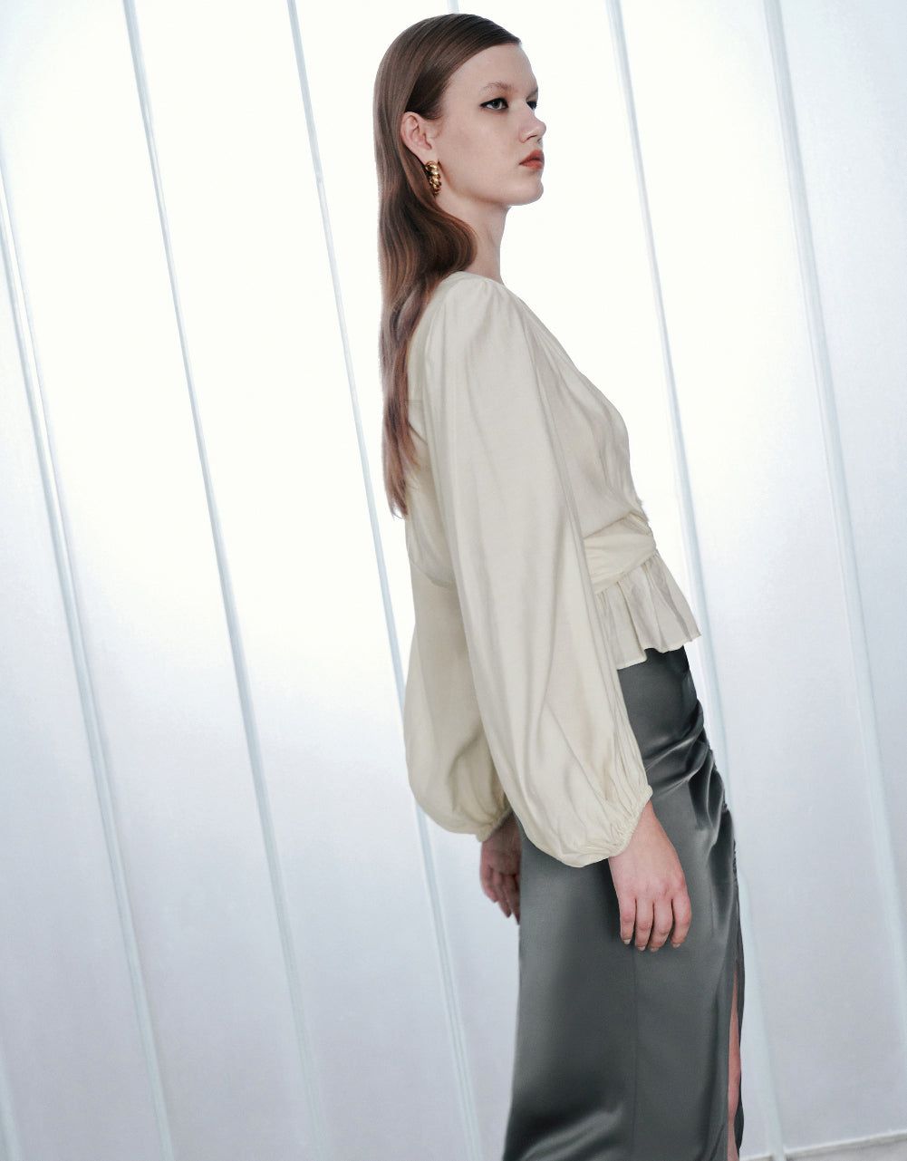 Twist Front Overhead Shirt sold by Urban Revivo product image thumbnail 3