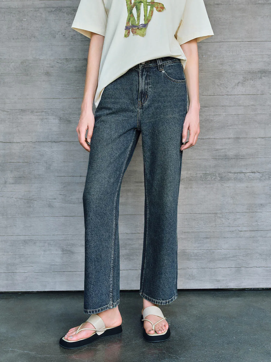 Straight Jeans sold by Urban Revivo product image thumbnail 2