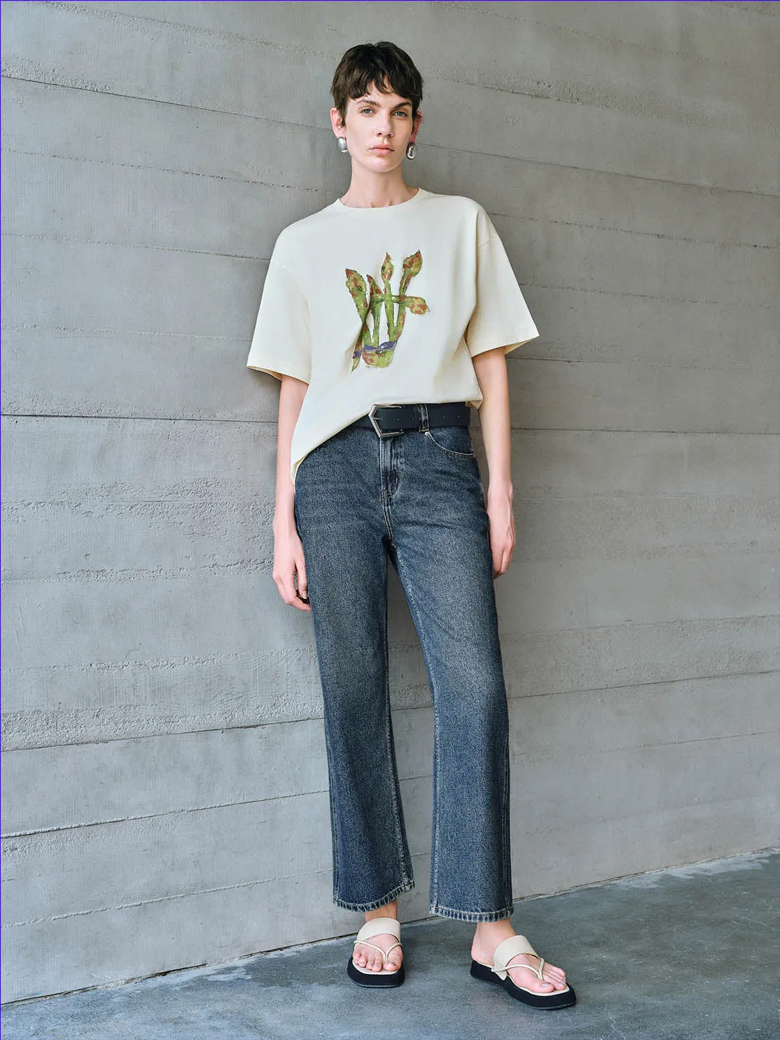 Straight Jeans sold by Urban Revivo product image thumbnail 5