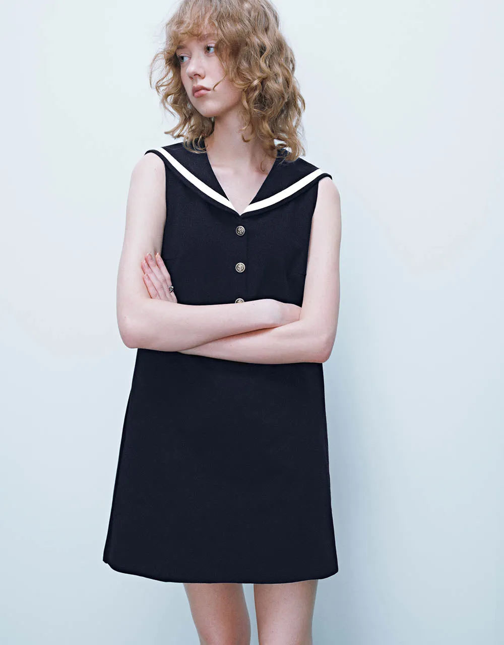 Sleeveless Hooded A-Line Dress sold by Urban Revivo product image thumbnail 4