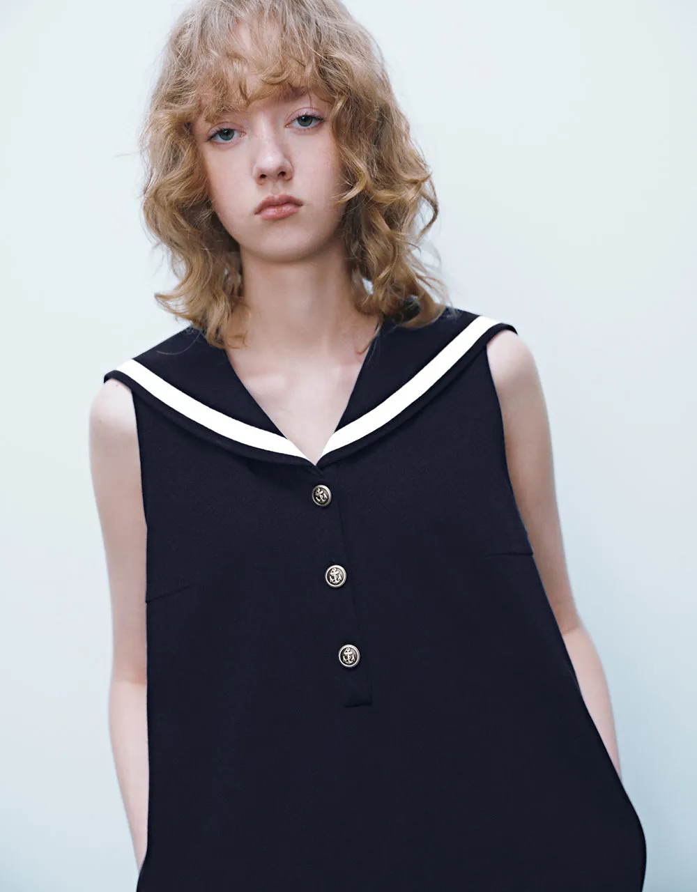 Sleeveless Hooded A-Line Dress sold by Urban Revivo product image thumbnail 5