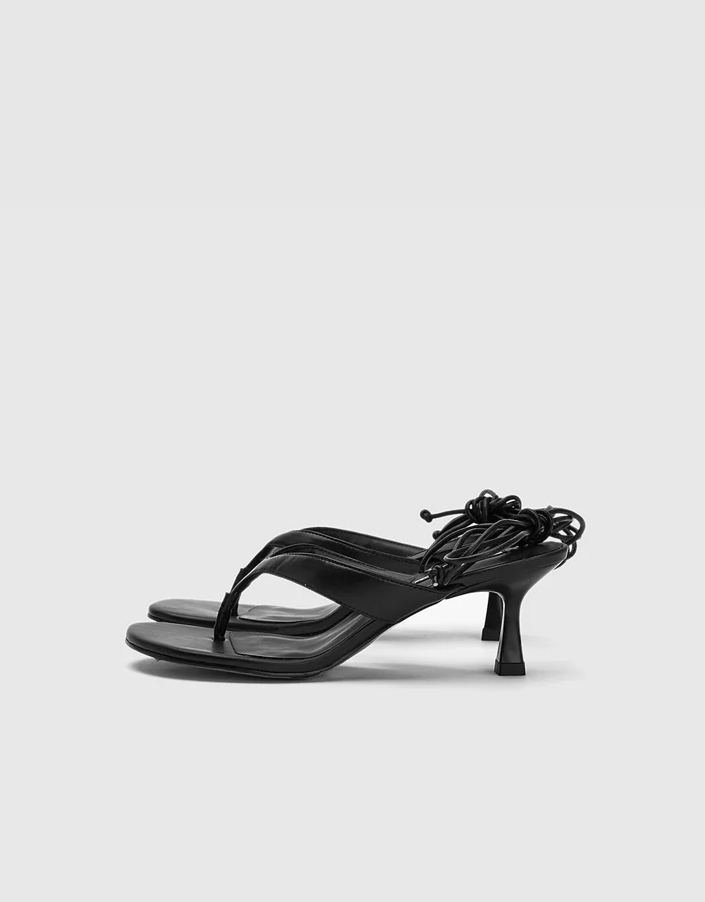 Toe Thong Heeled Sandals sold by Urban Revivo product image thumbnail 2