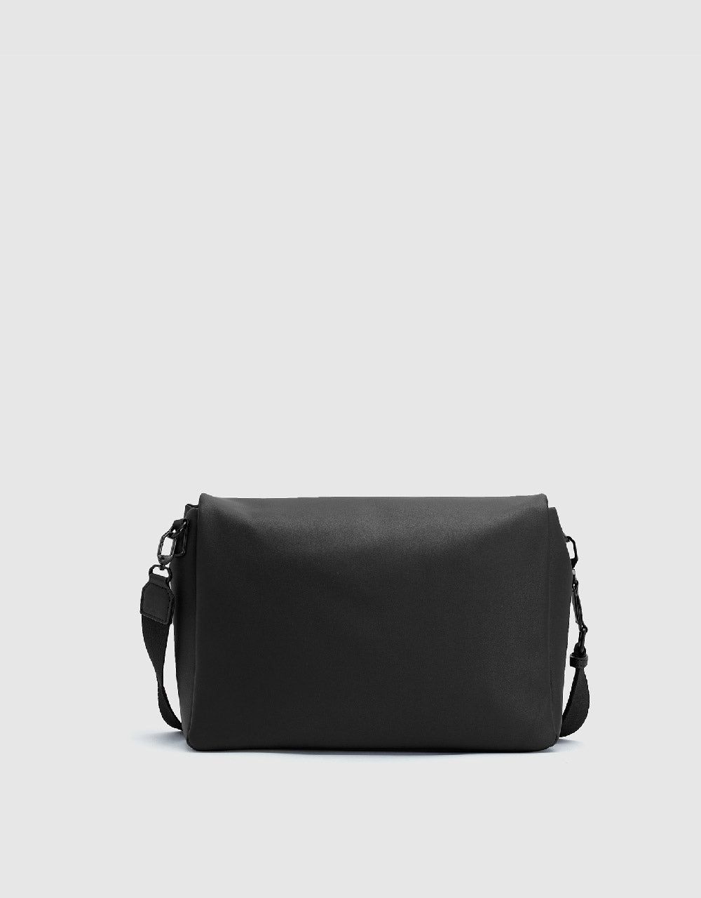 Vegan Leather Crossbody Bag sold by Urban Revivo product image thumbnail 4