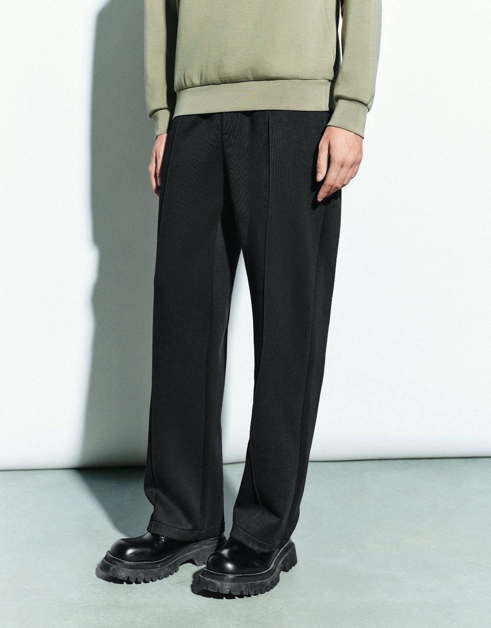 Drawstring Waist Straight Pants sold by Urban Revivo product image thumbnail 4