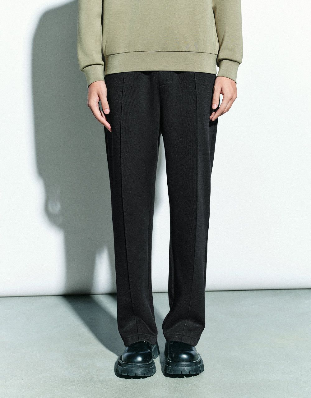 Drawstring Waist Straight Pants sold by Urban Revivo product image thumbnail 2