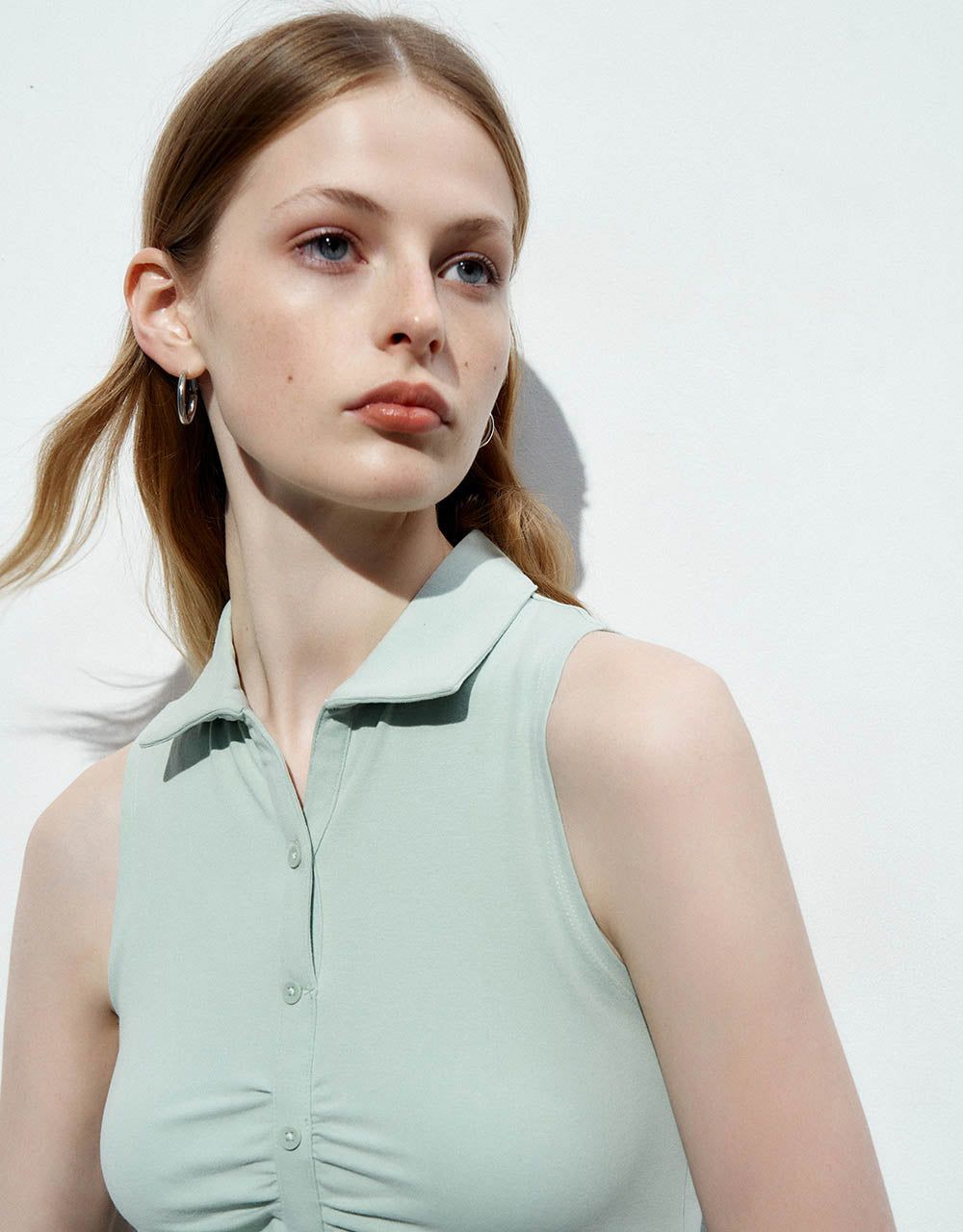 Ruched Skinny Waistcoat sold by Urban Revivo product image thumbnail 5