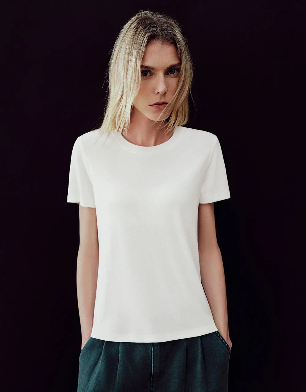 Crew Neck Straight T-Shirt sold by Urban Revivo