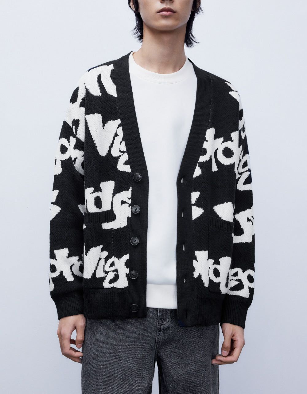Letter Print Knit Cardigan sold by Urban Revivo product image thumbnail 2