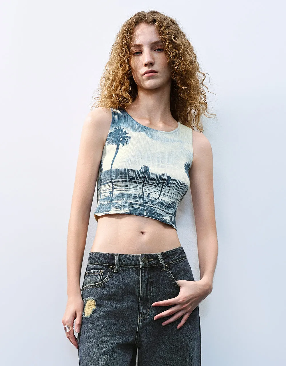 Printed Crew Neck Knitted Tank Top sold by Urban Revivo