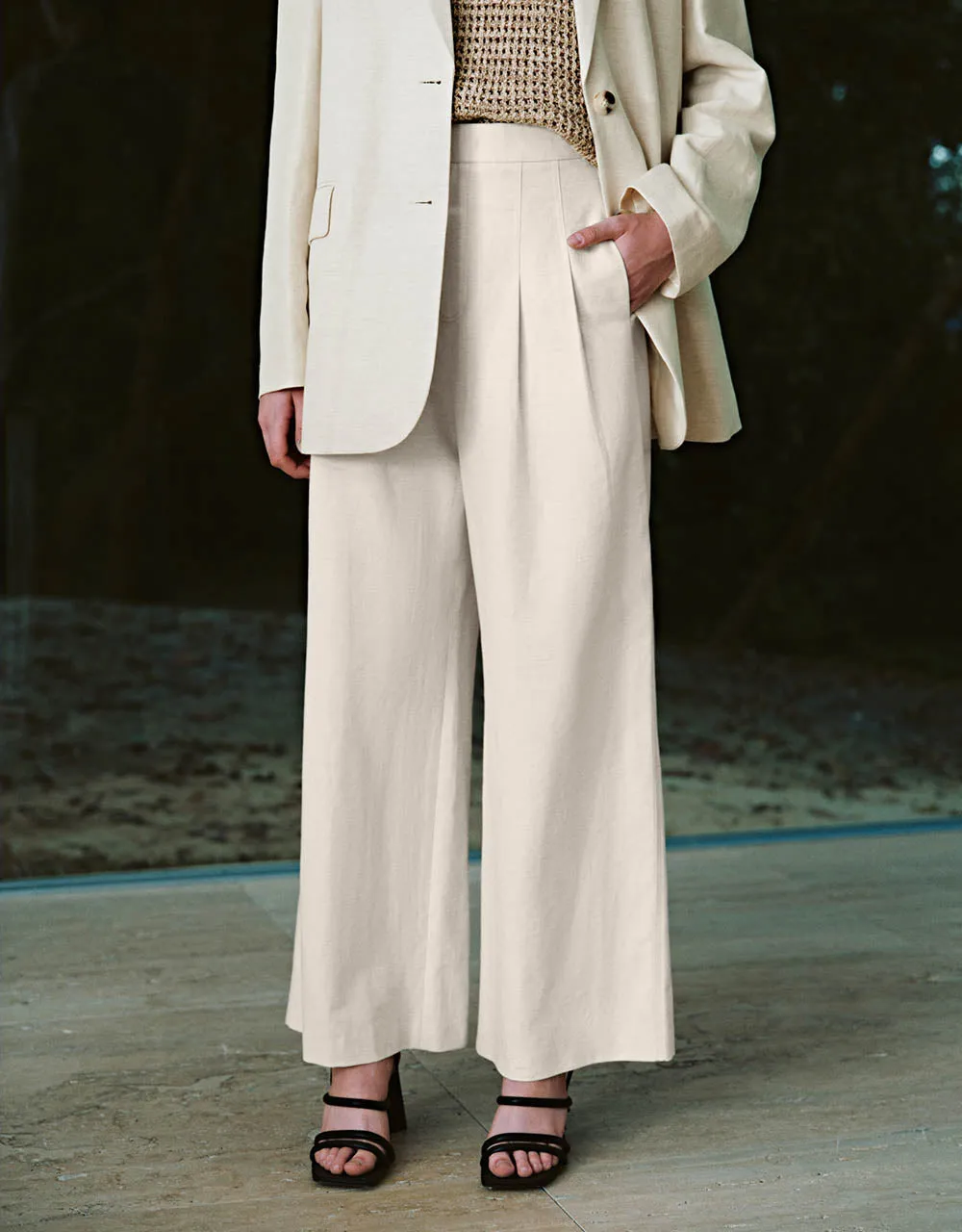 Wide-Leg Loose Pants sold by Urban Revivo product image thumbnail 2