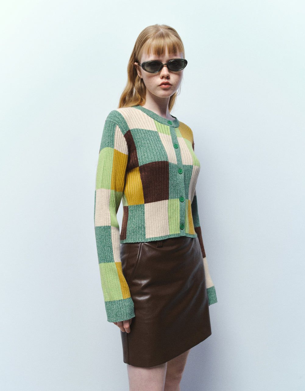 Colorblocks Crew Neck Knitted Cardigan sold by Urban Revivo product image thumbnail 3