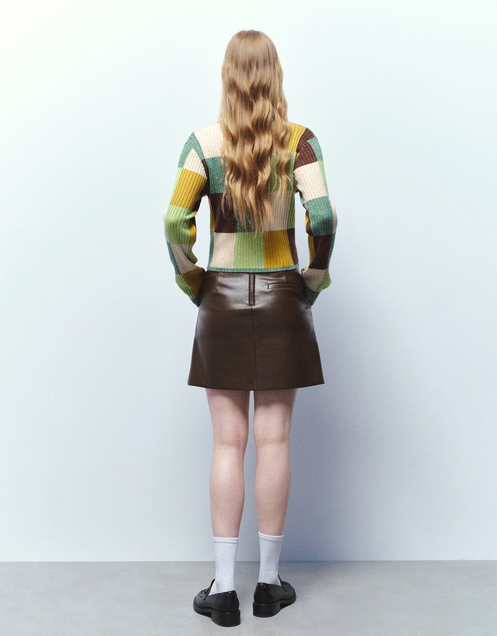 Colorblocks Crew Neck Knitted Cardigan sold by Urban Revivo product image thumbnail 4