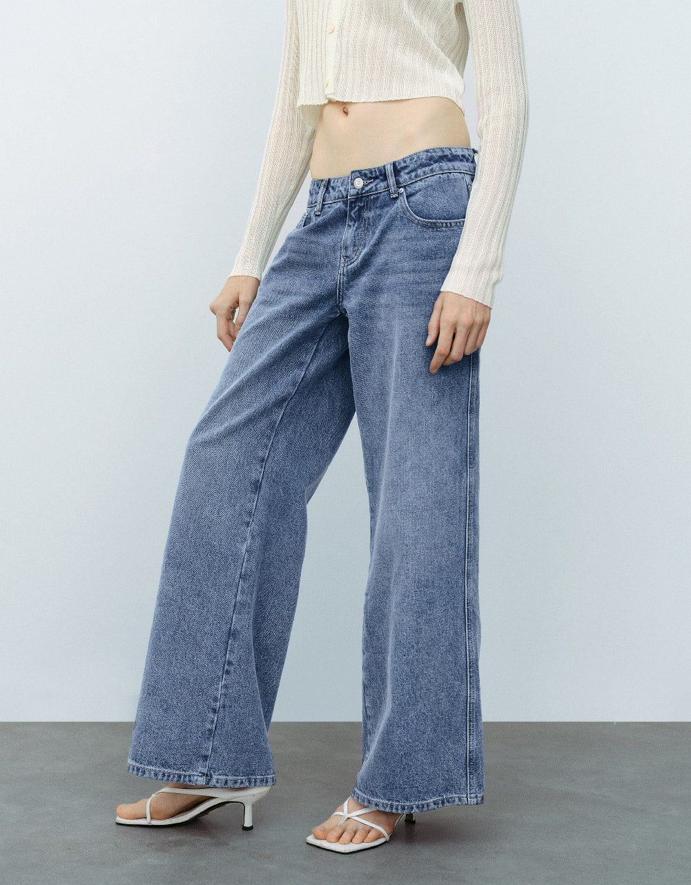 Wide-Leg Jeans sold by Urban Revivo product image thumbnail 4