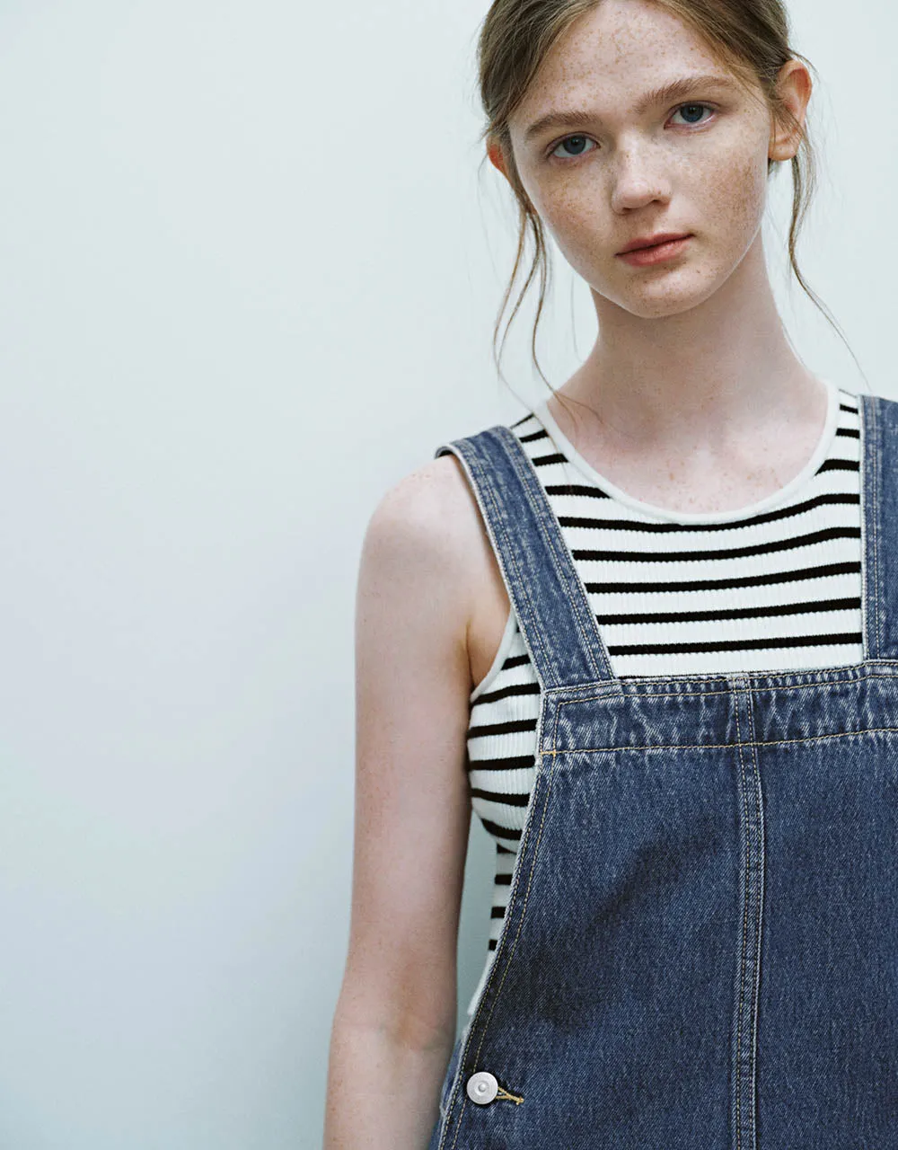 Square-cut Collar Denim Pinafore Dress sold by Urban Revivo product image thumbnail 4