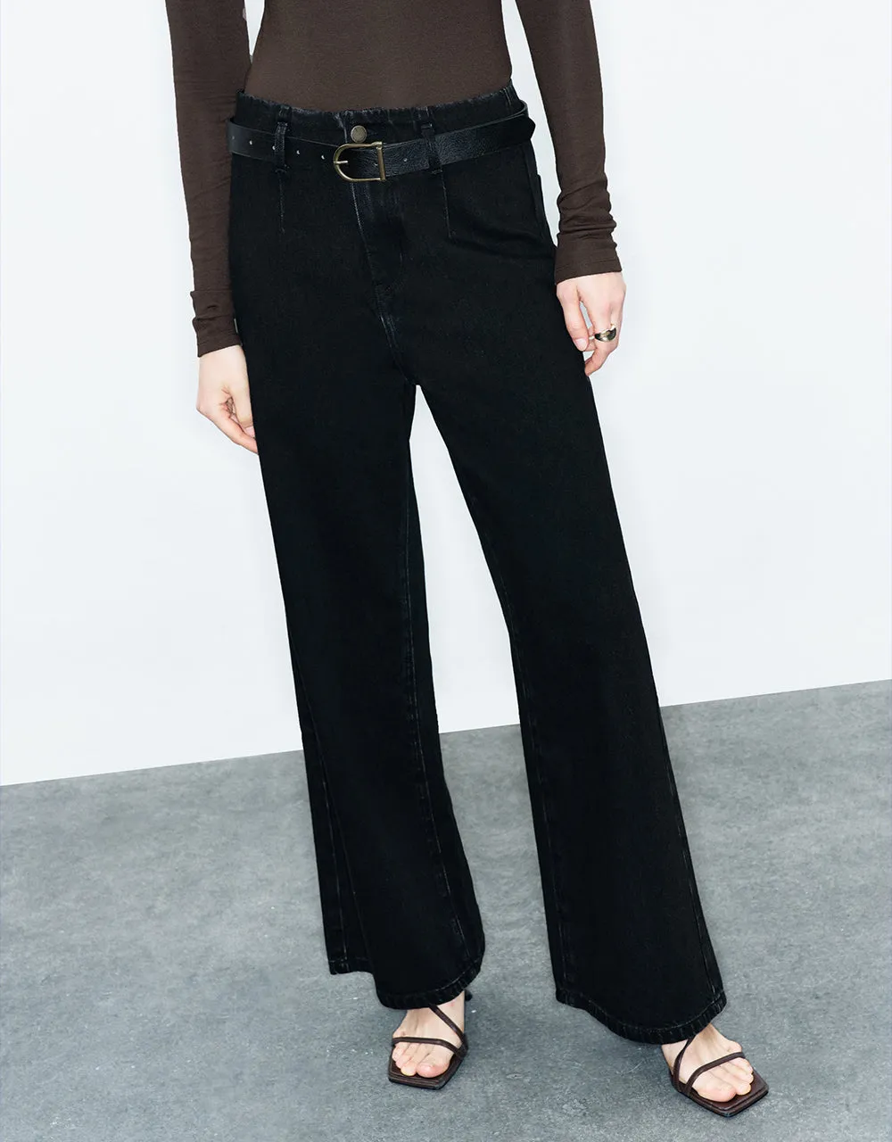 Straight Jeans With Belt sold by Urban Revivo product image thumbnail 4