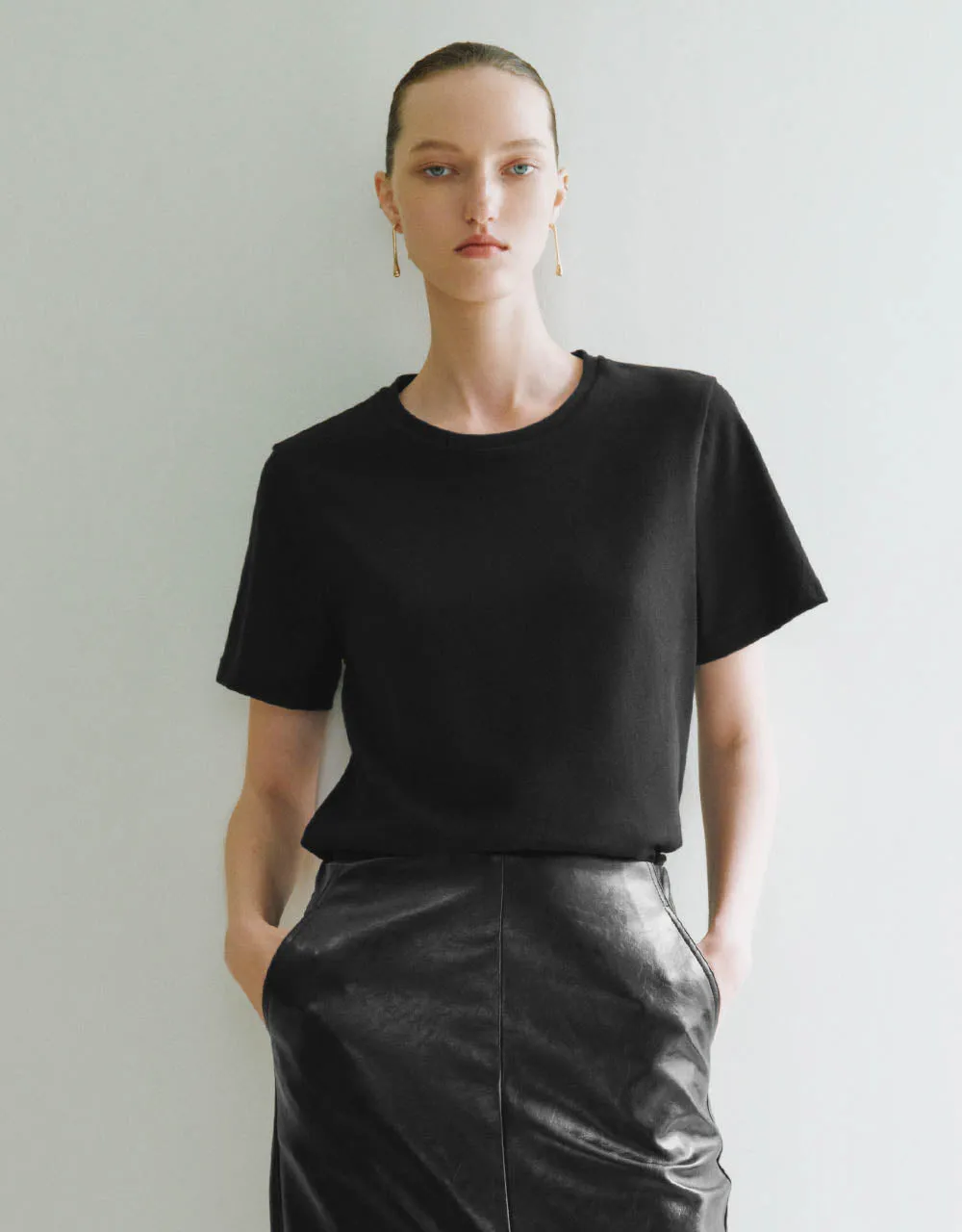 Crew Neck Straight T-Shirt sold by Urban Revivo