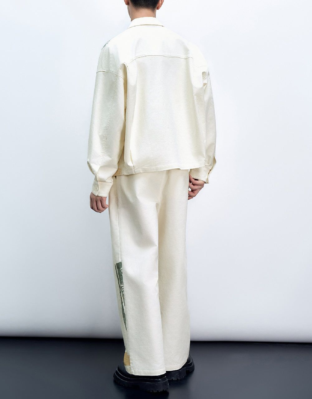 Printed Button Up Jacket sold by Urban Revivo product image thumbnail 4