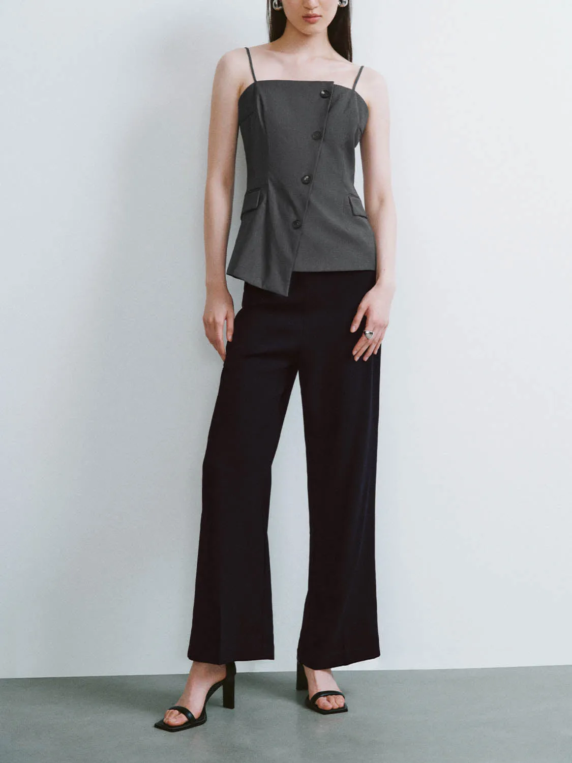 Straight Pants sold by Urban Revivo product image thumbnail 5