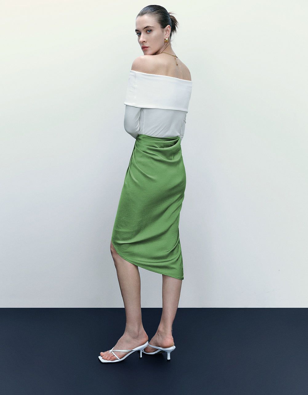 Skinny Wrapped Skirt sold by Urban Revivo product image thumbnail 5