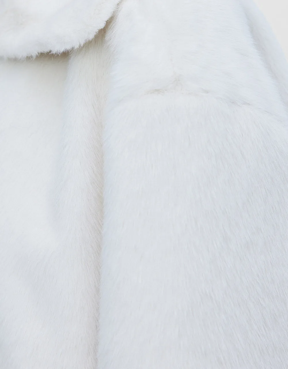 Fluffy Zip Up Jacket sold by Urban Revivo product image thumbnail 5