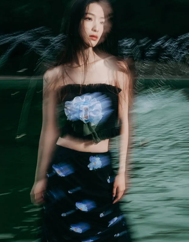 [UR × Caroline Hu] Flower Décor Tube Top made by Urban Revivo